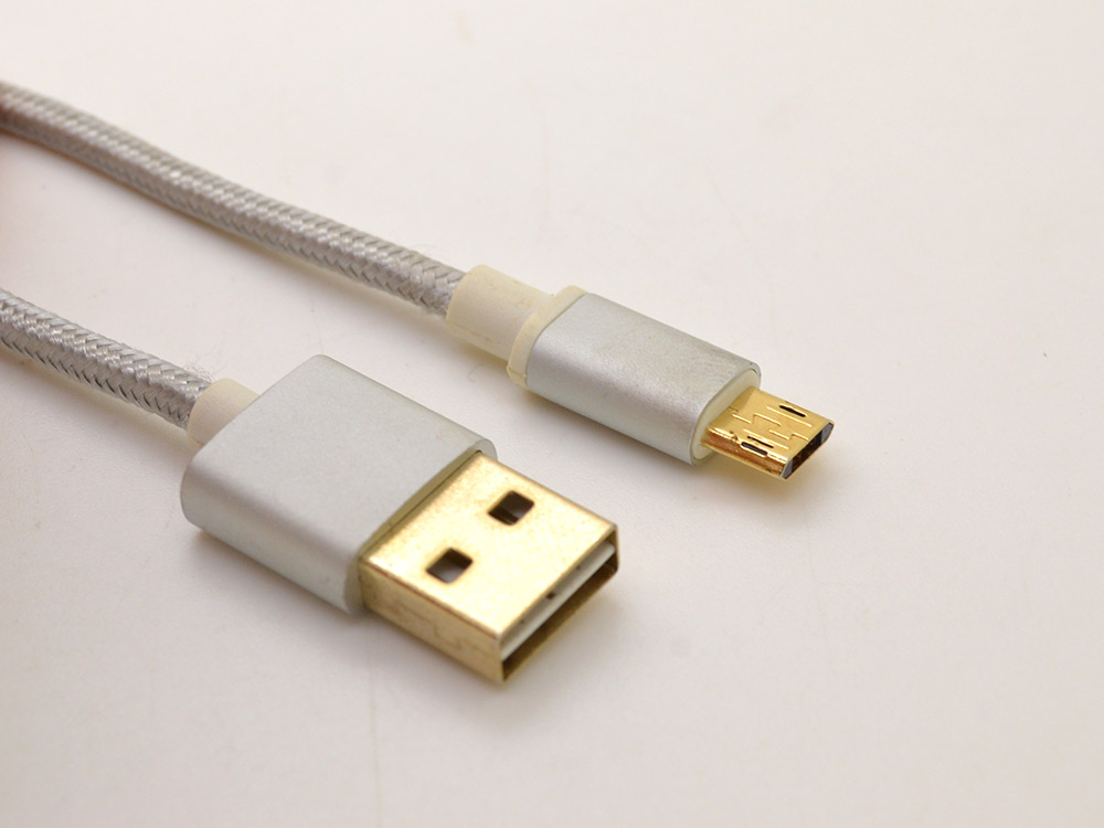 Computer peripheral cable